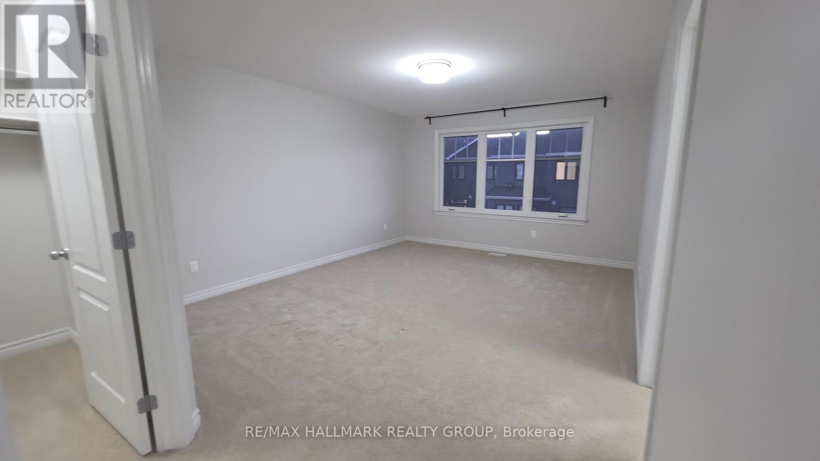 62 Mandevilla Crescent Property Photo 23