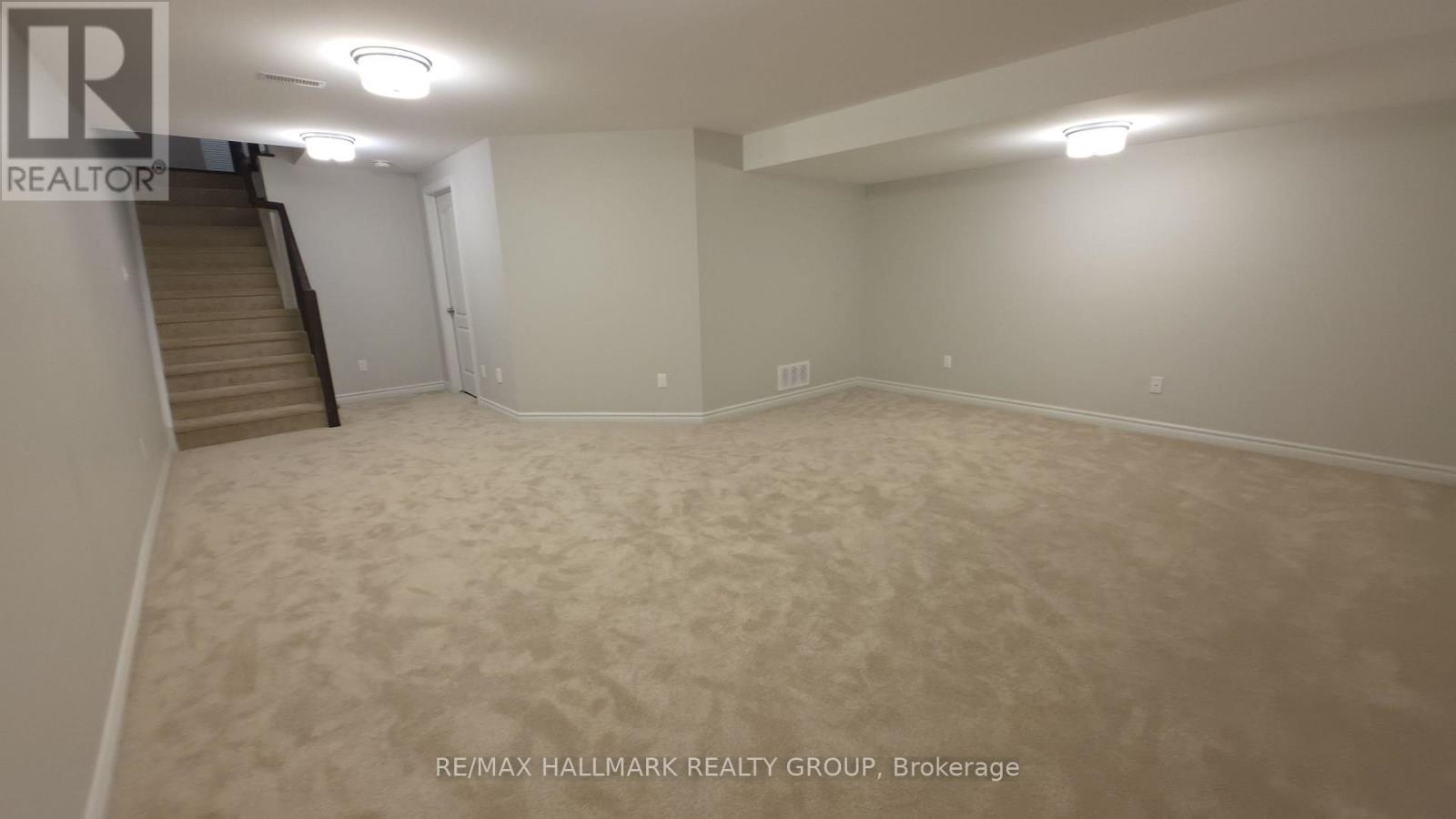62 Mandevilla Crescent Property Photo 43
