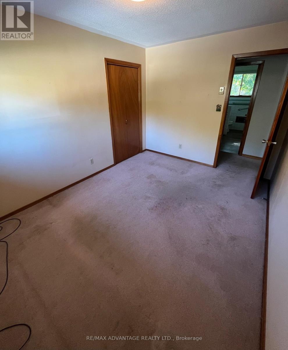 6 William Street Property Photo 27