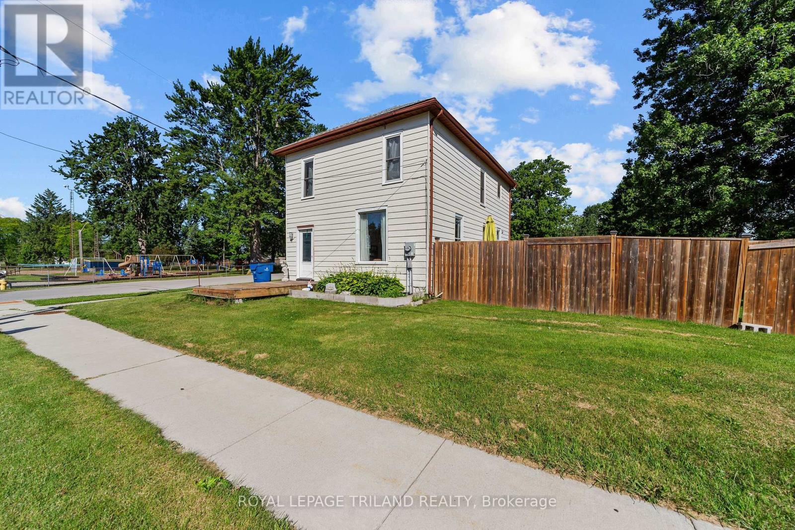 15 Dundas Street Property Photo 8