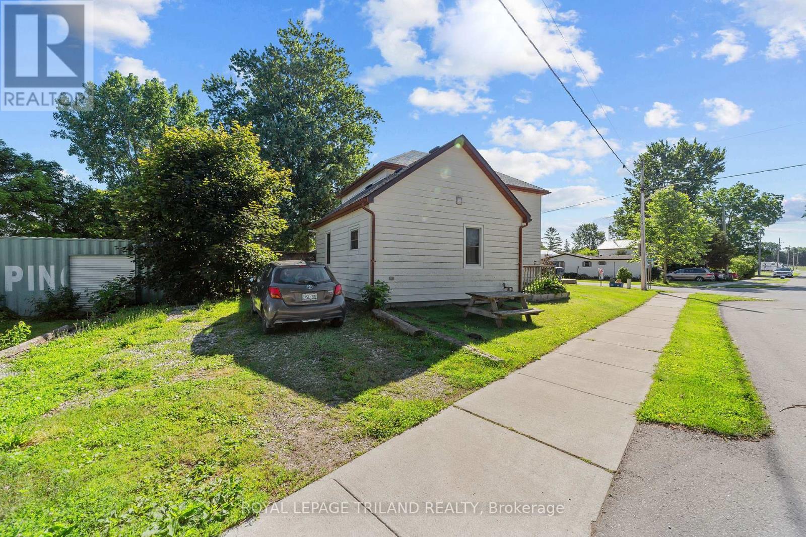 15 Dundas Street Property Photo 10
