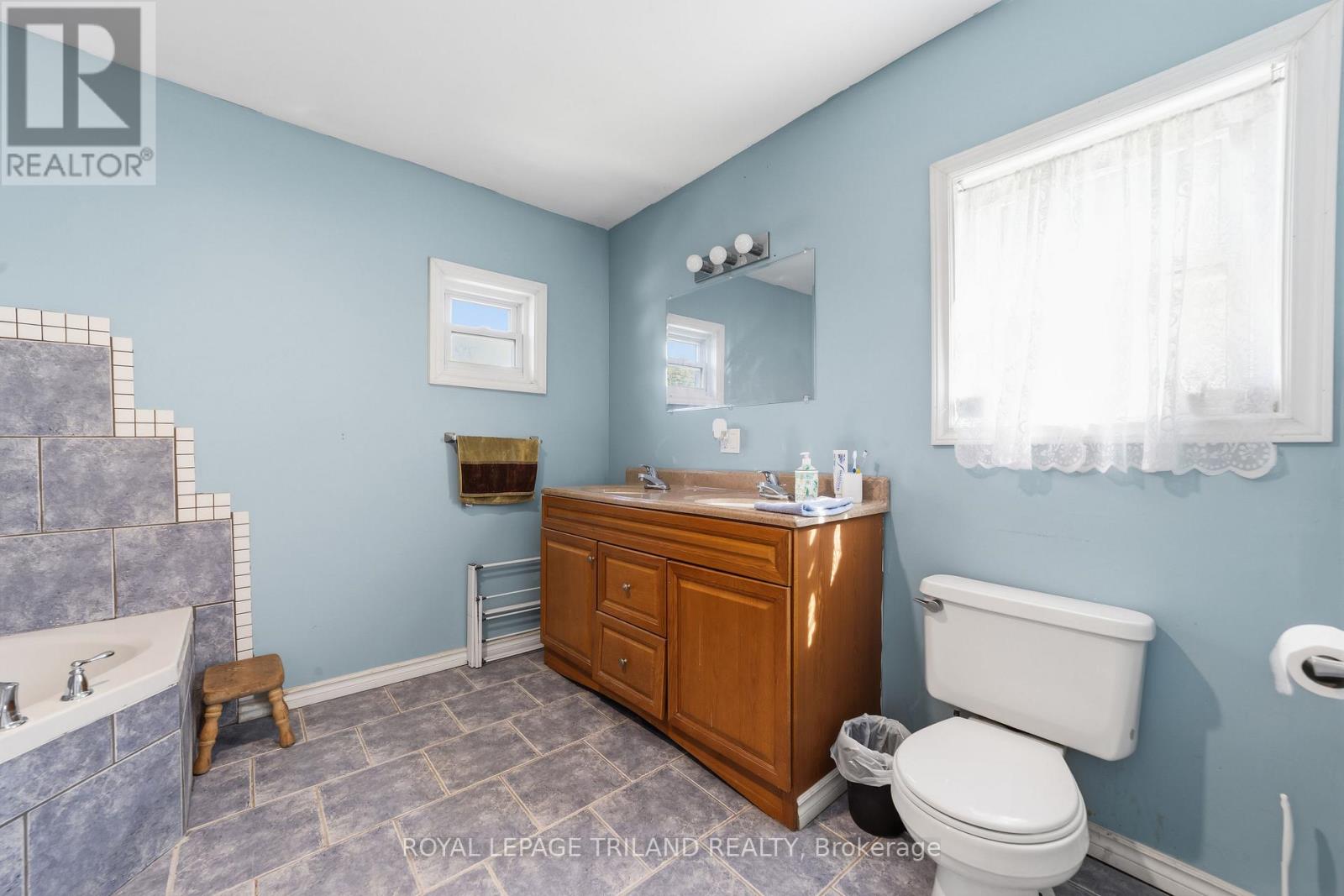 15 Dundas Street Property Photo 37