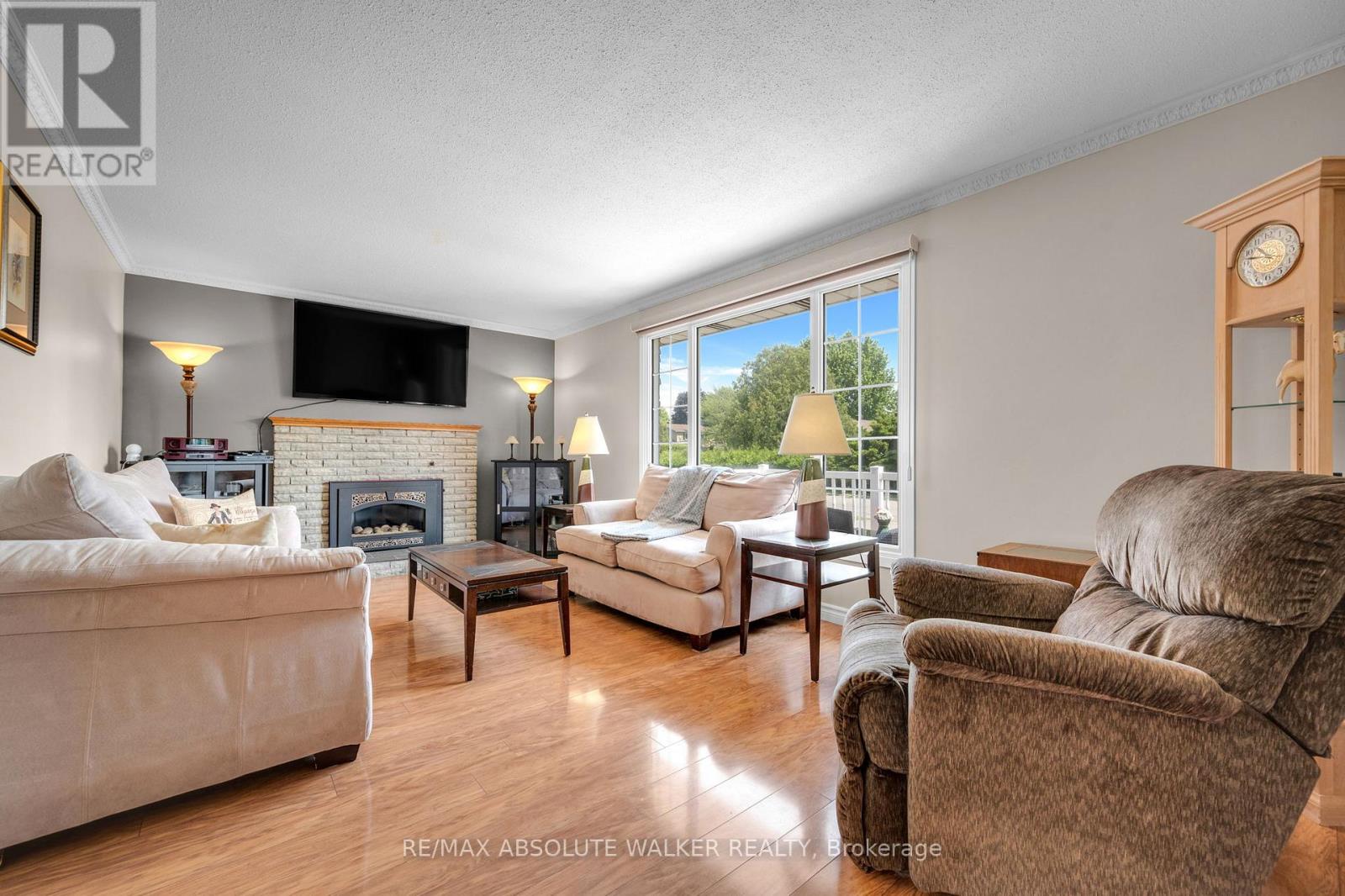 337 Roxdale Avenue Property Photo 10