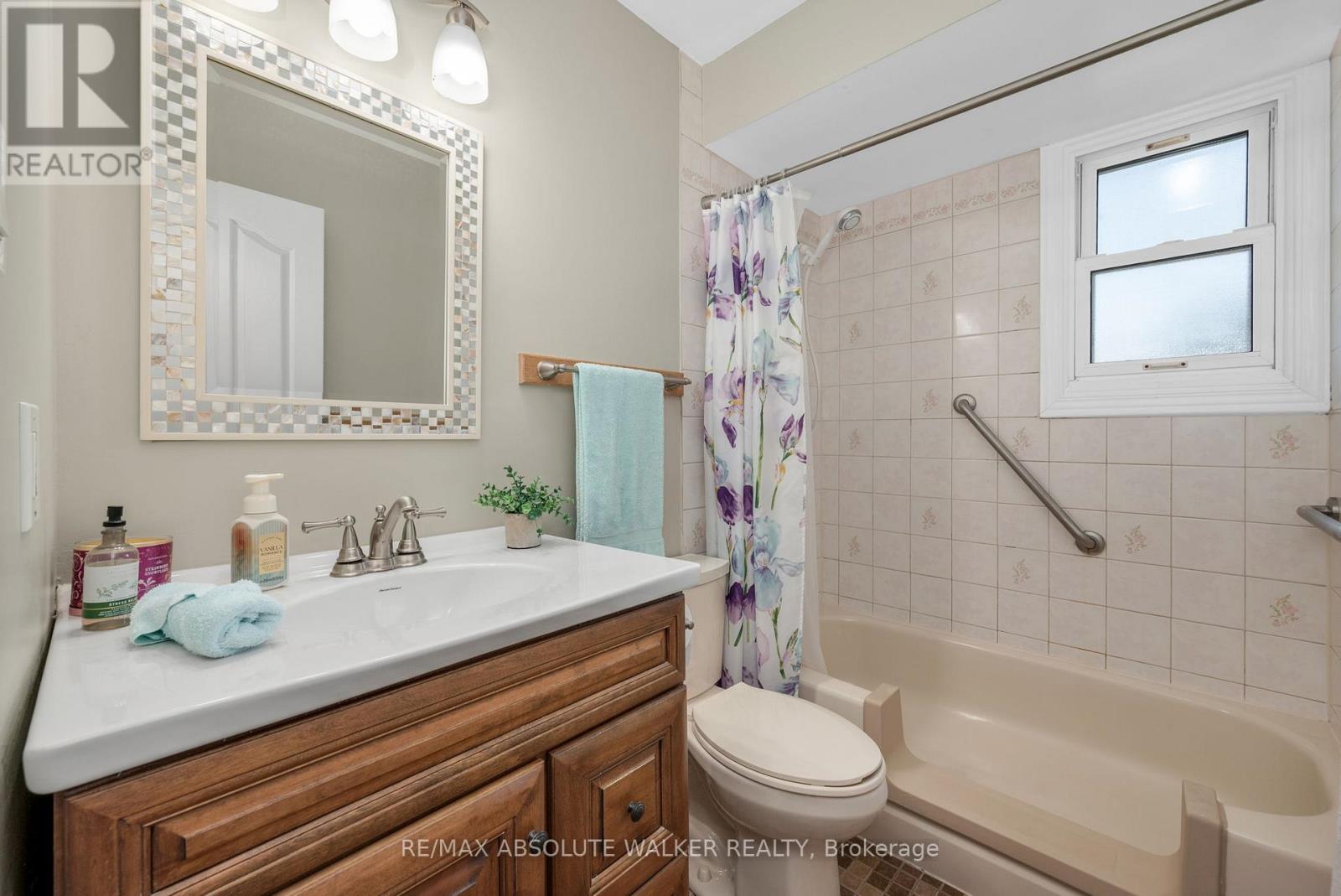 337 Roxdale Avenue Property Photo 30