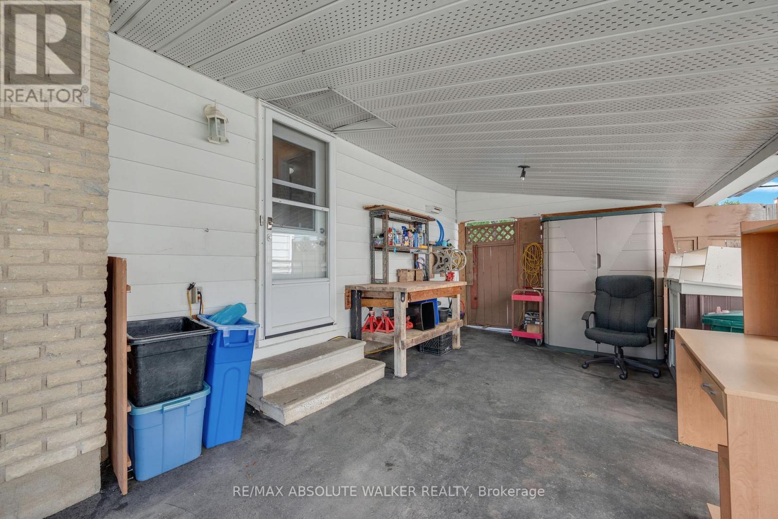 337 Roxdale Avenue Property Photo 50