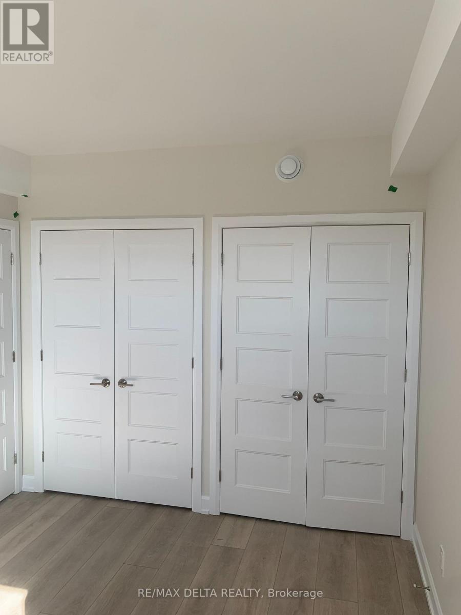 A - 930 Chablis Crescent Property Photo 11