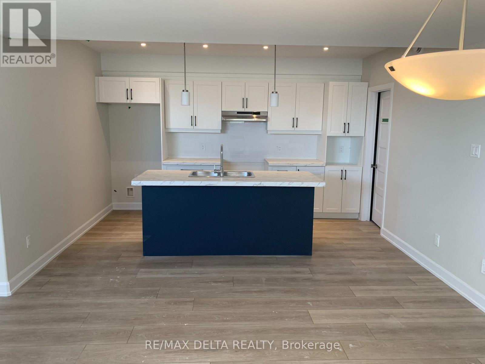 A - 930 Chablis Crescent Property Photo 16