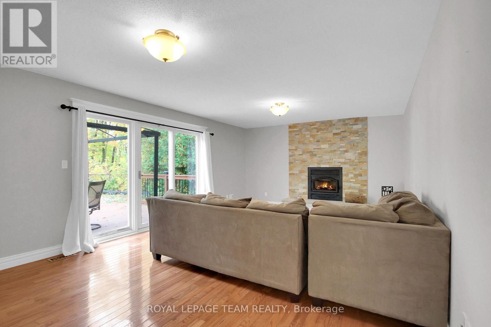 7089 Bush Drive Property Photo 16