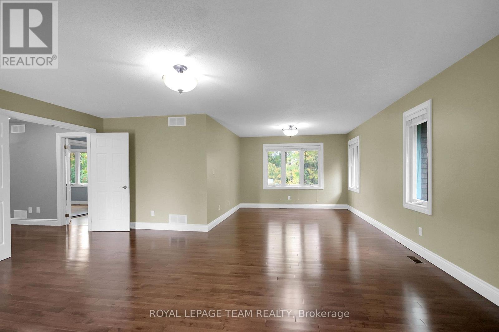 7089 Bush Drive Property Photo 22