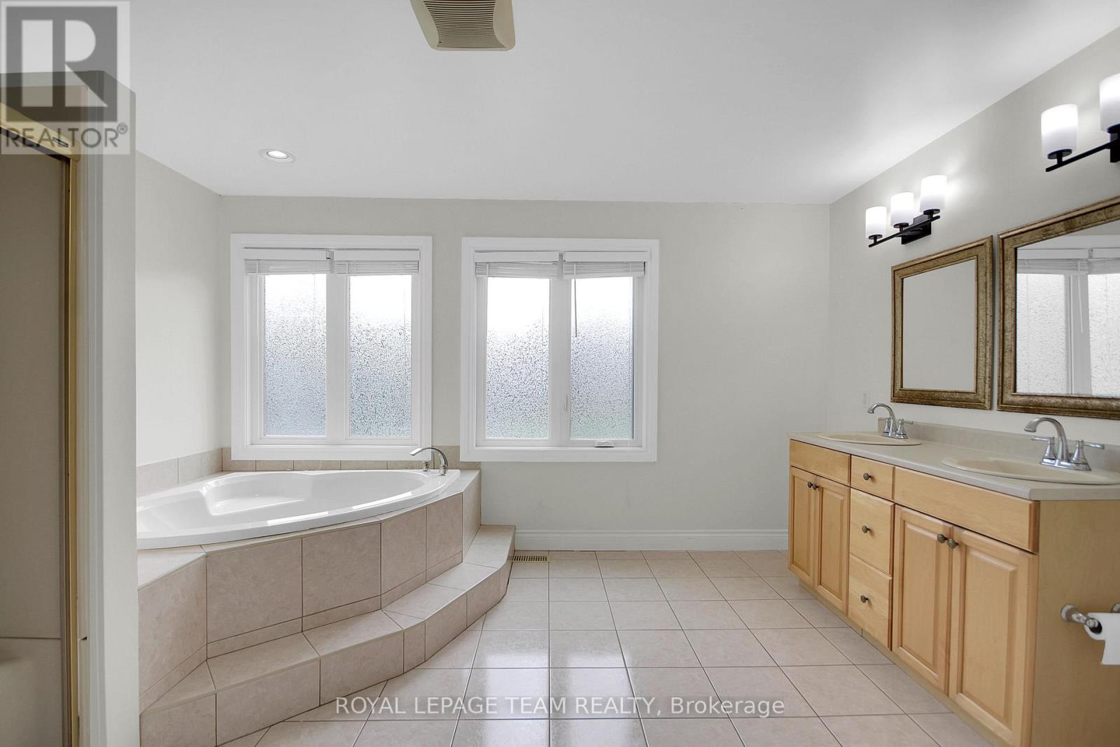 7089 Bush Drive Property Photo 25