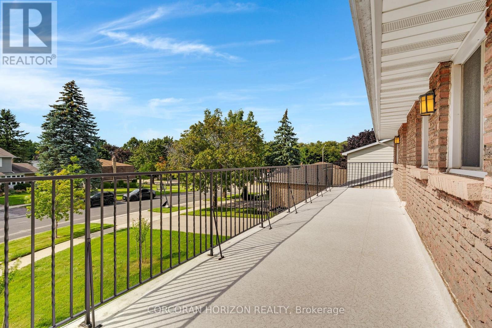 8 Blue Spruce Court Property Photo 28