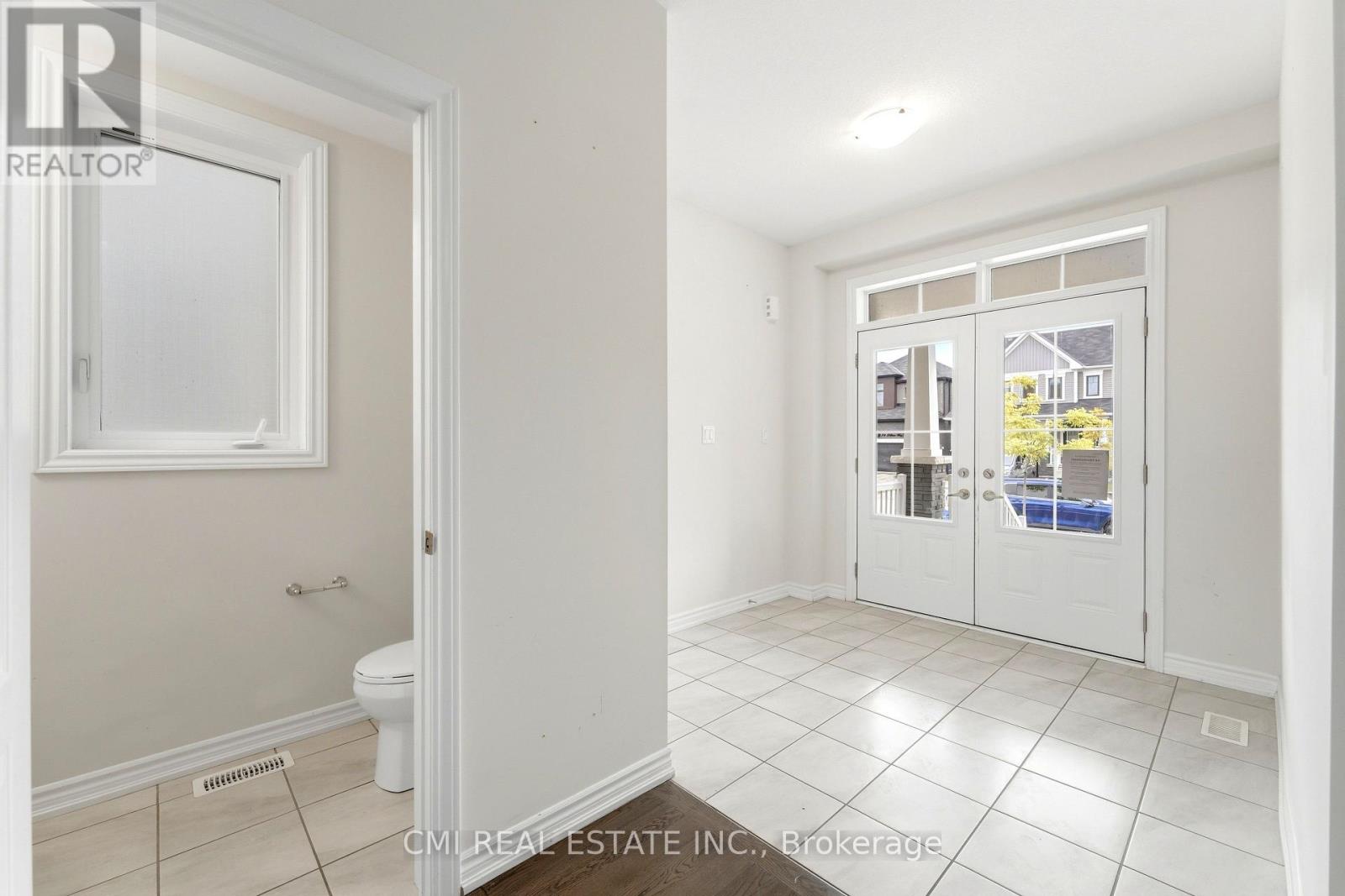 65 Lillian Way Property Photo 4