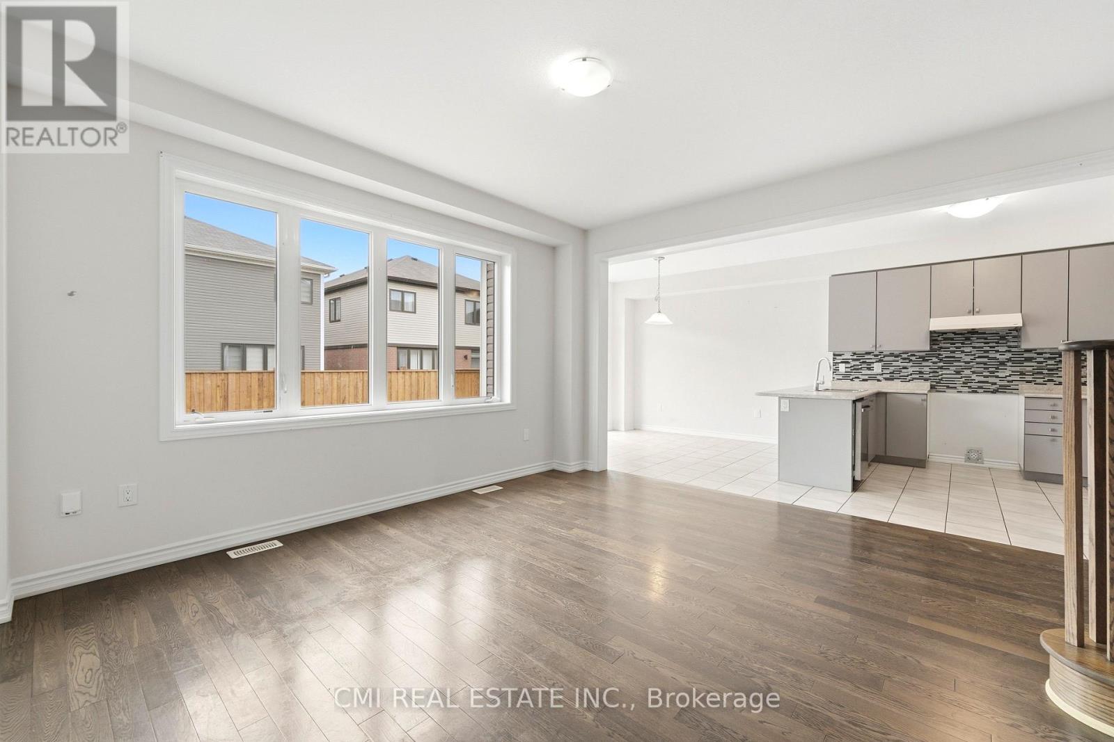 65 Lillian Way Property Photo 6