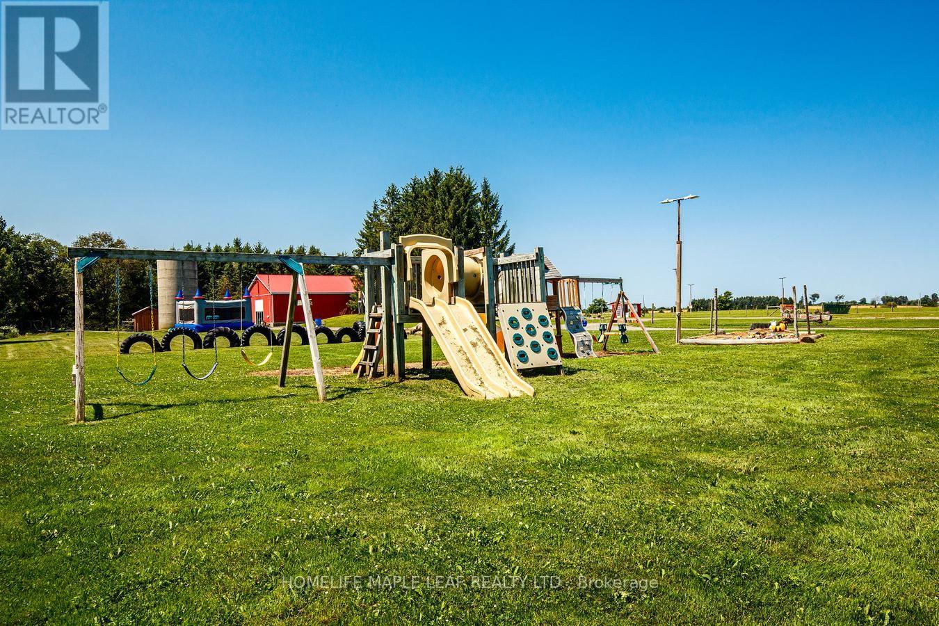 333329 7th Line Property Photo 38