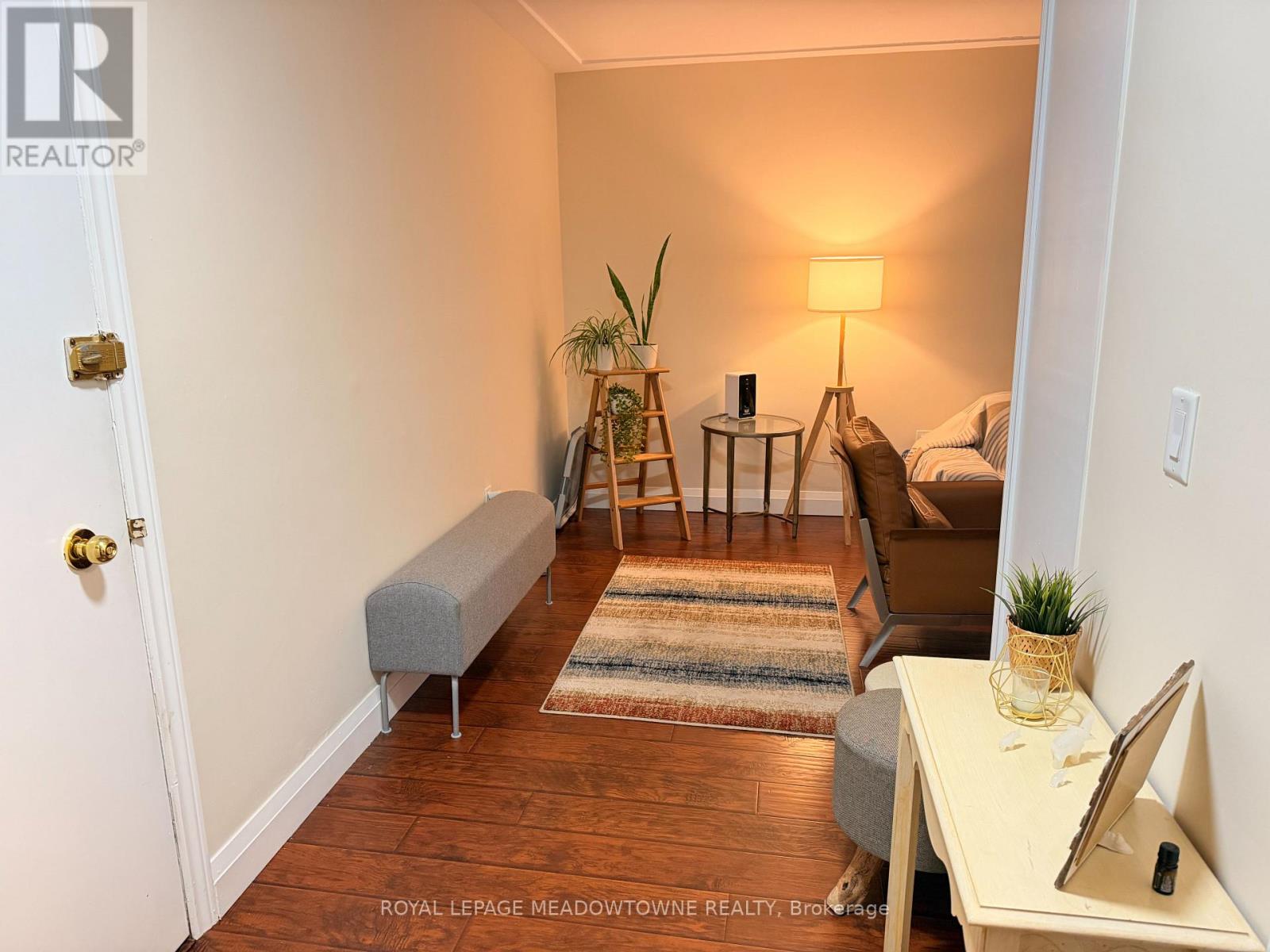 411 - 11 Woodman Drive Property Photo 4