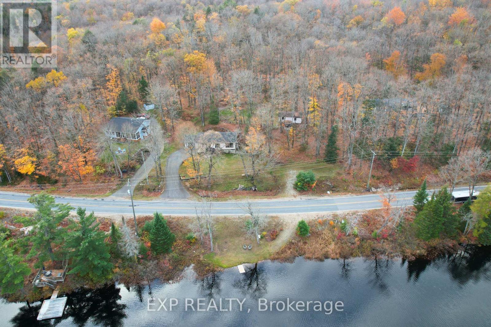 1867 Fraserburg Road Property Photo 2