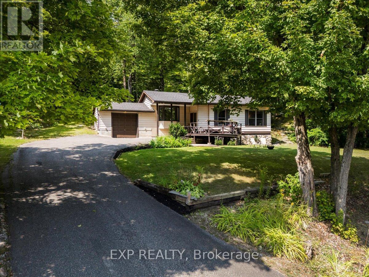 1867 Fraserburg Road Property Photo 8