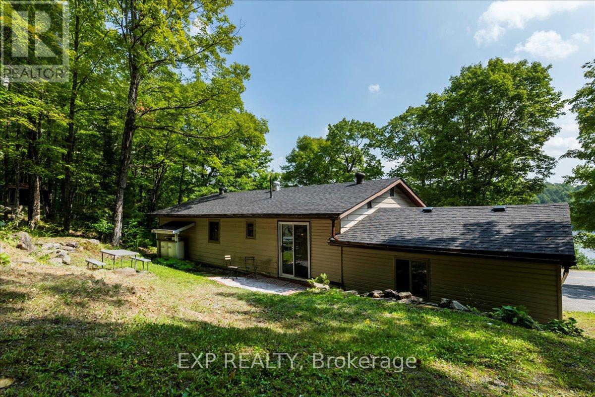 1867 Fraserburg Road Property Photo 41