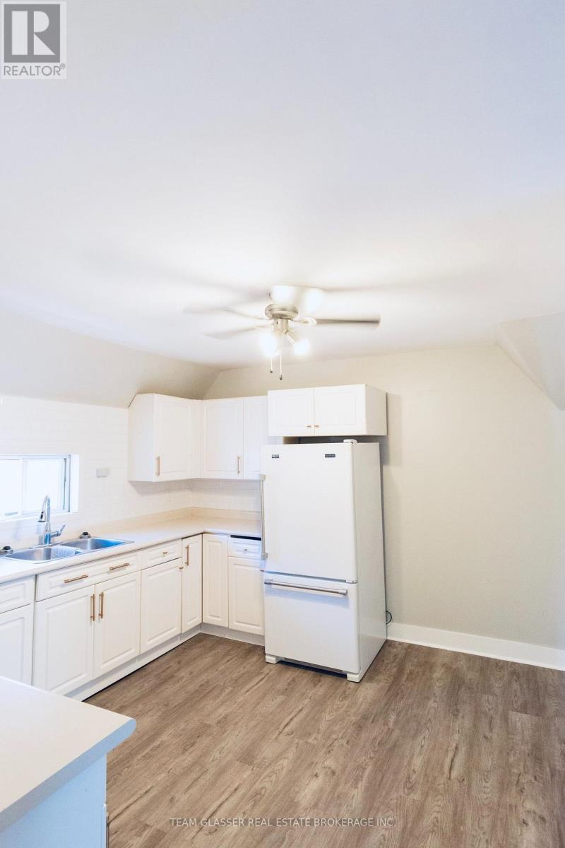 69 Kains Street Property Photo 14