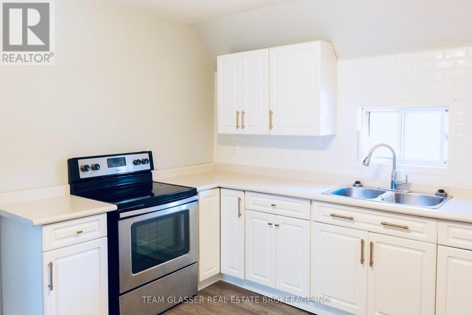 69 Kains Street Property Photo 15