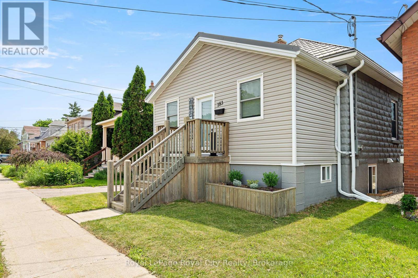 183 Elizabeth Street Property Photo 4