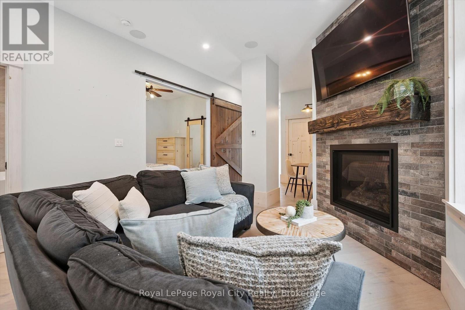 183 Elizabeth Street Property Photo 16