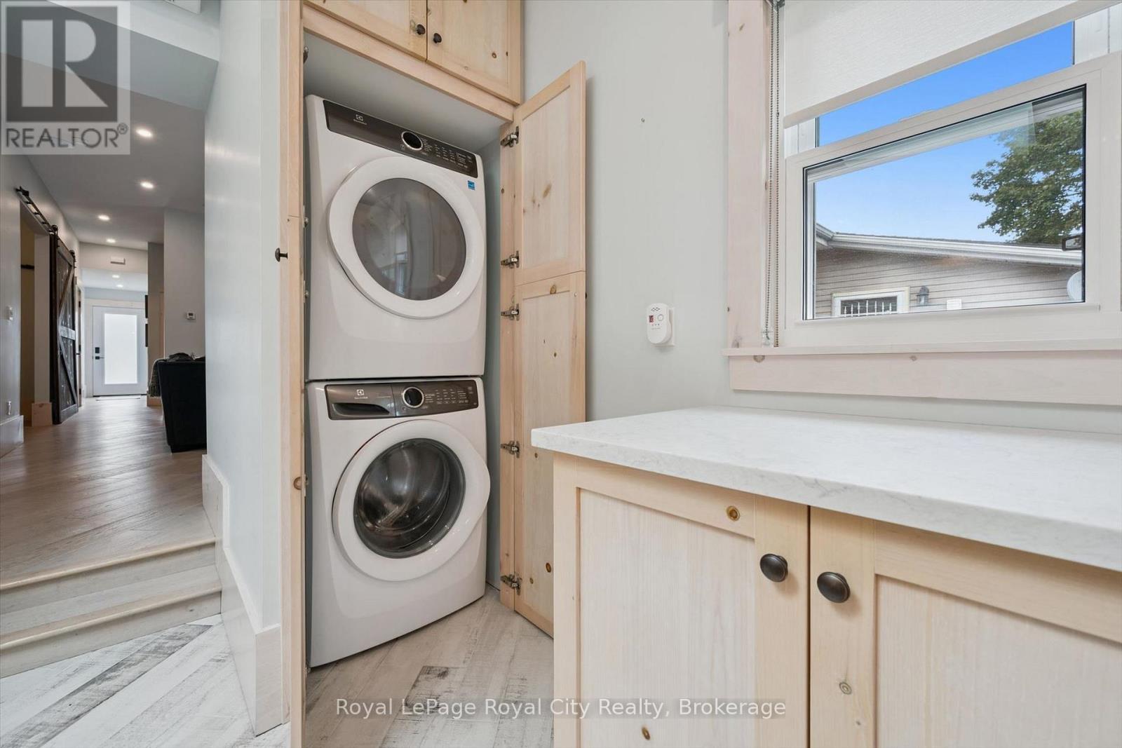 183 Elizabeth Street Property Photo 28