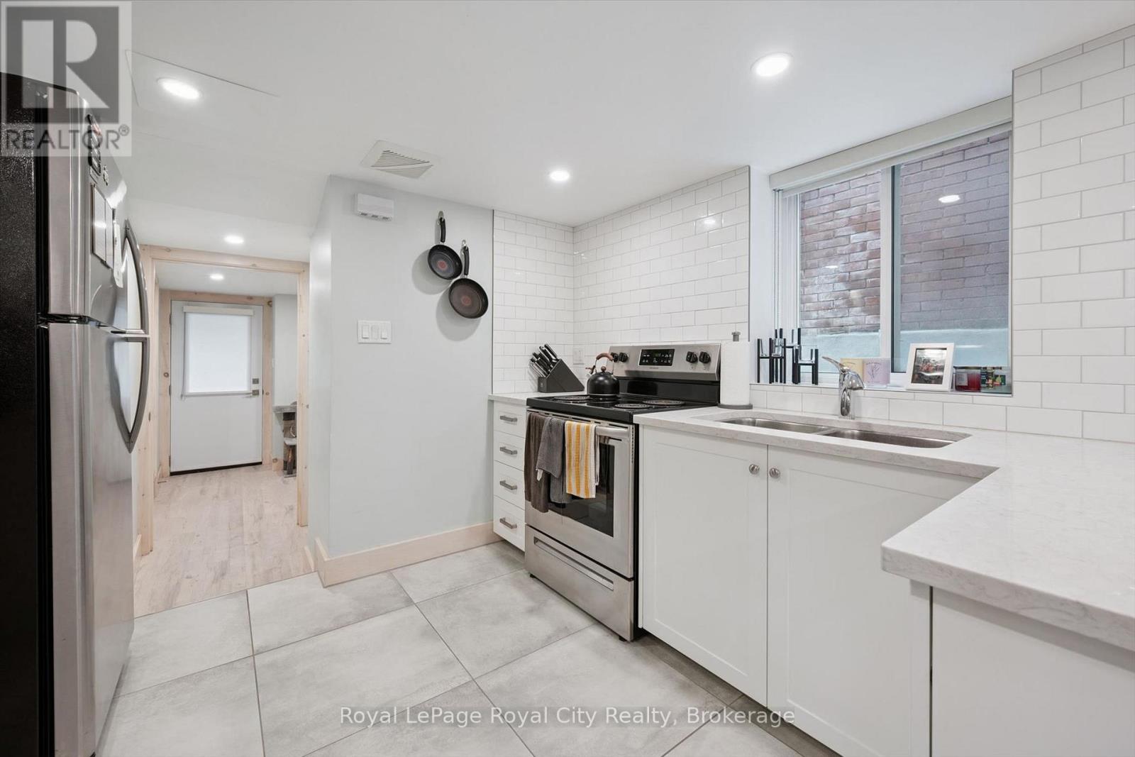 183 Elizabeth Street Property Photo 34