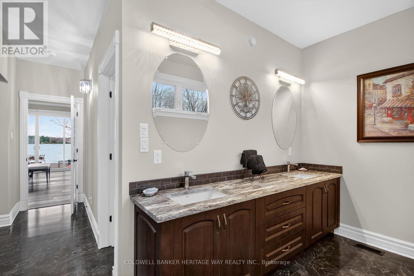 102 Heron Lane Property Photo 38