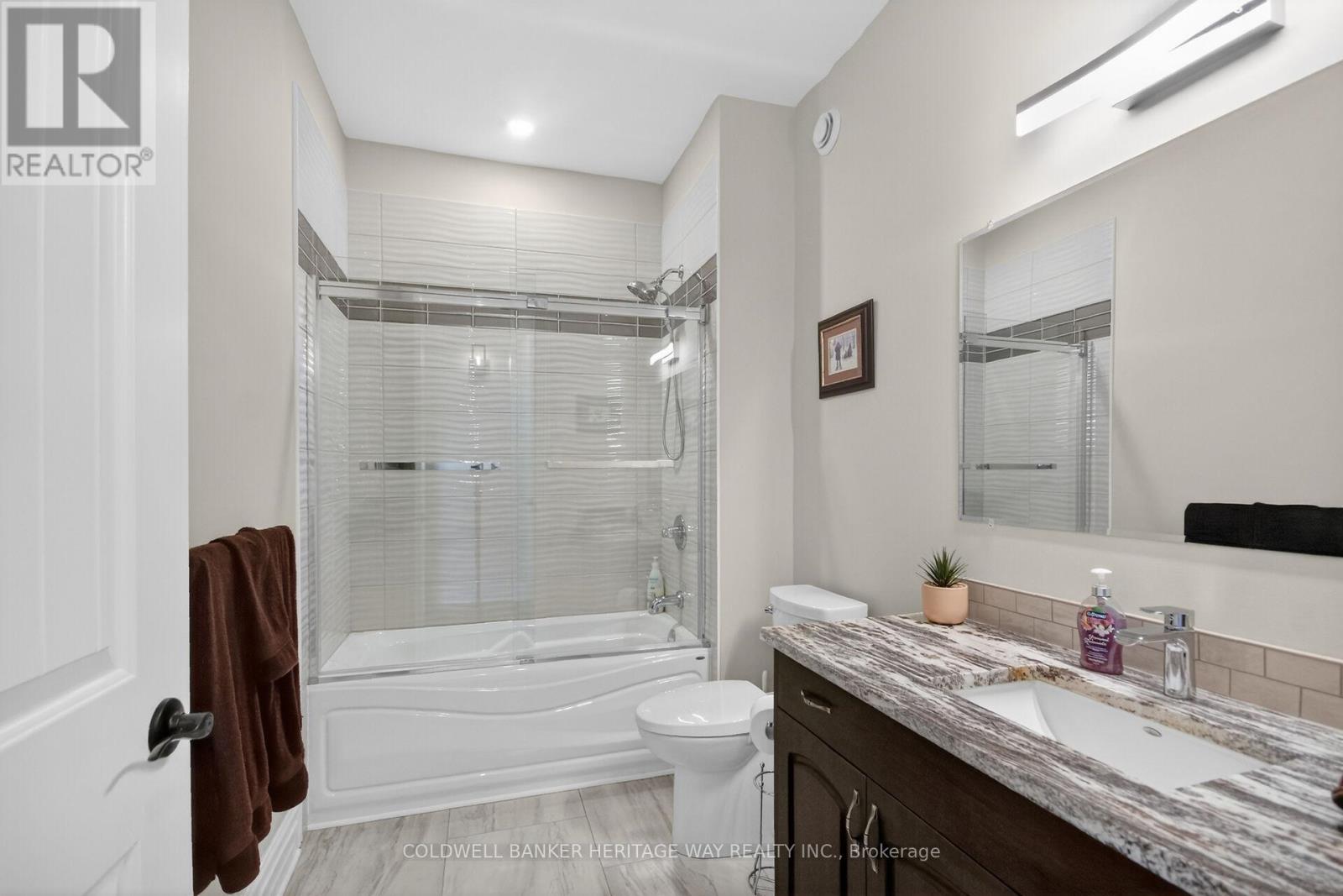 102 Heron Lane Property Photo 42