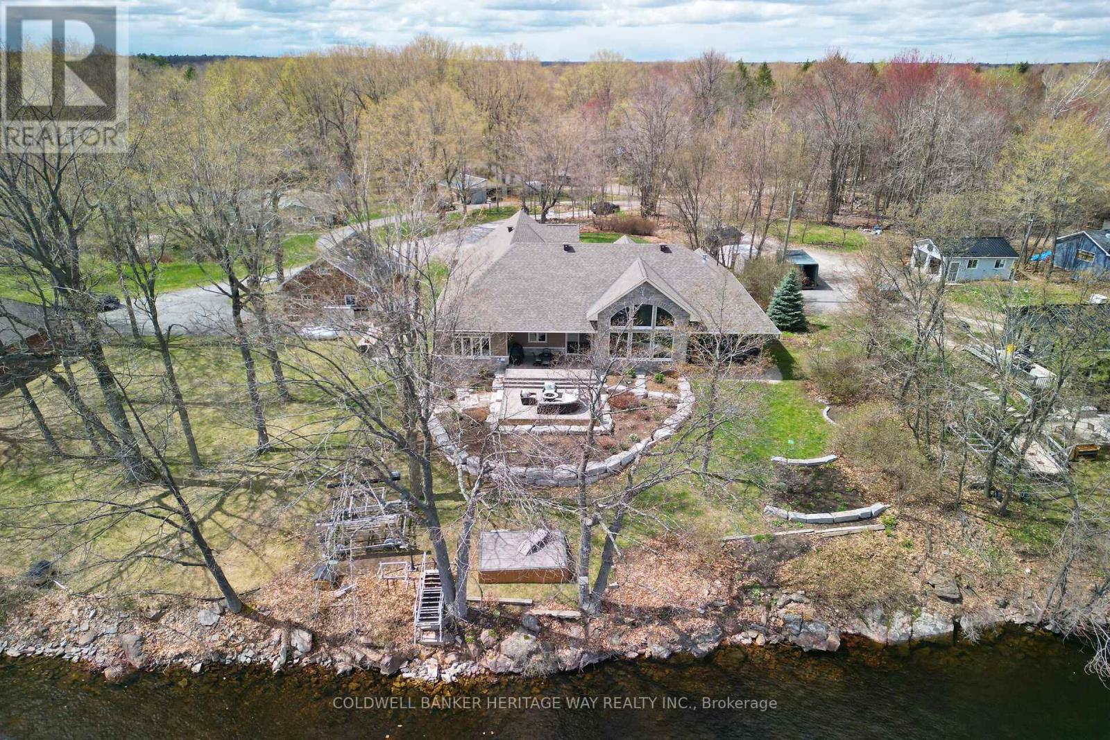 102 Heron Lane Property Photo 48