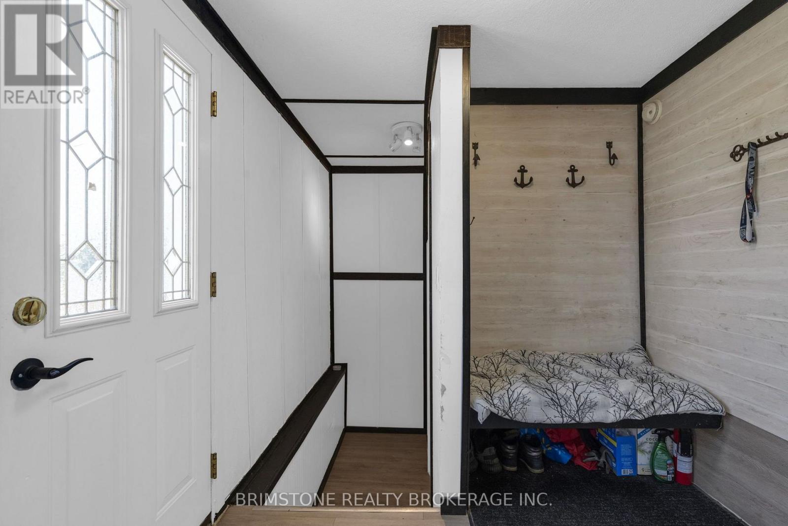 329 High Street Property Photo 8