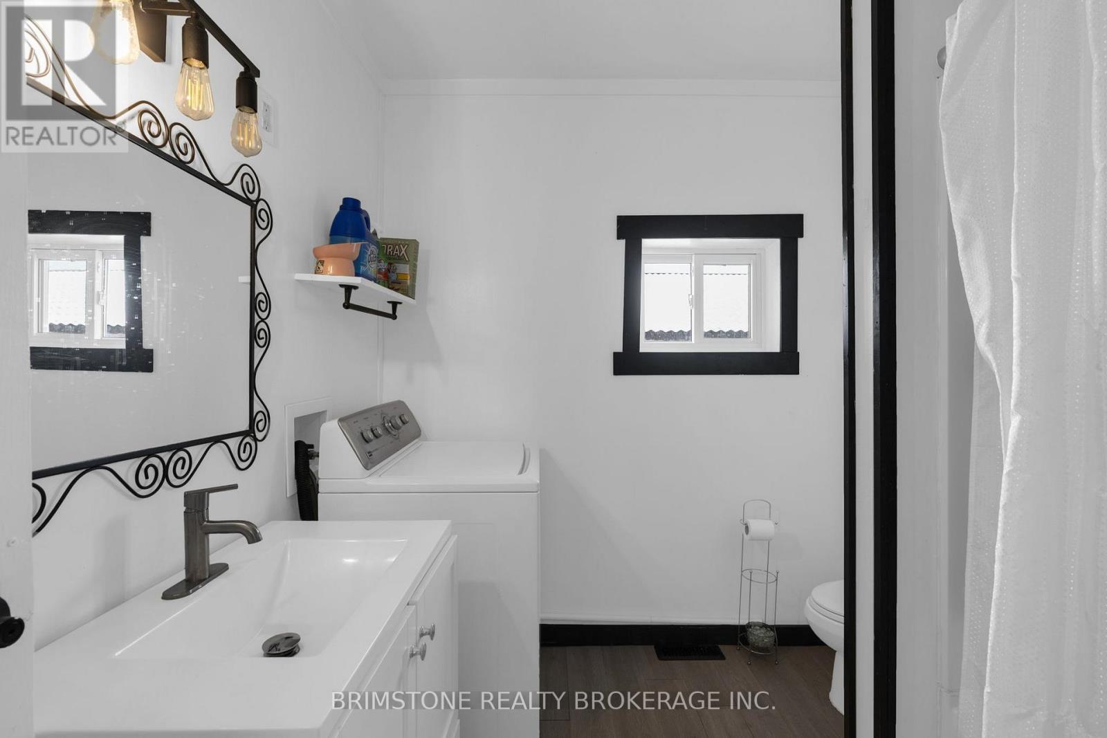 329 High Street Property Photo 22