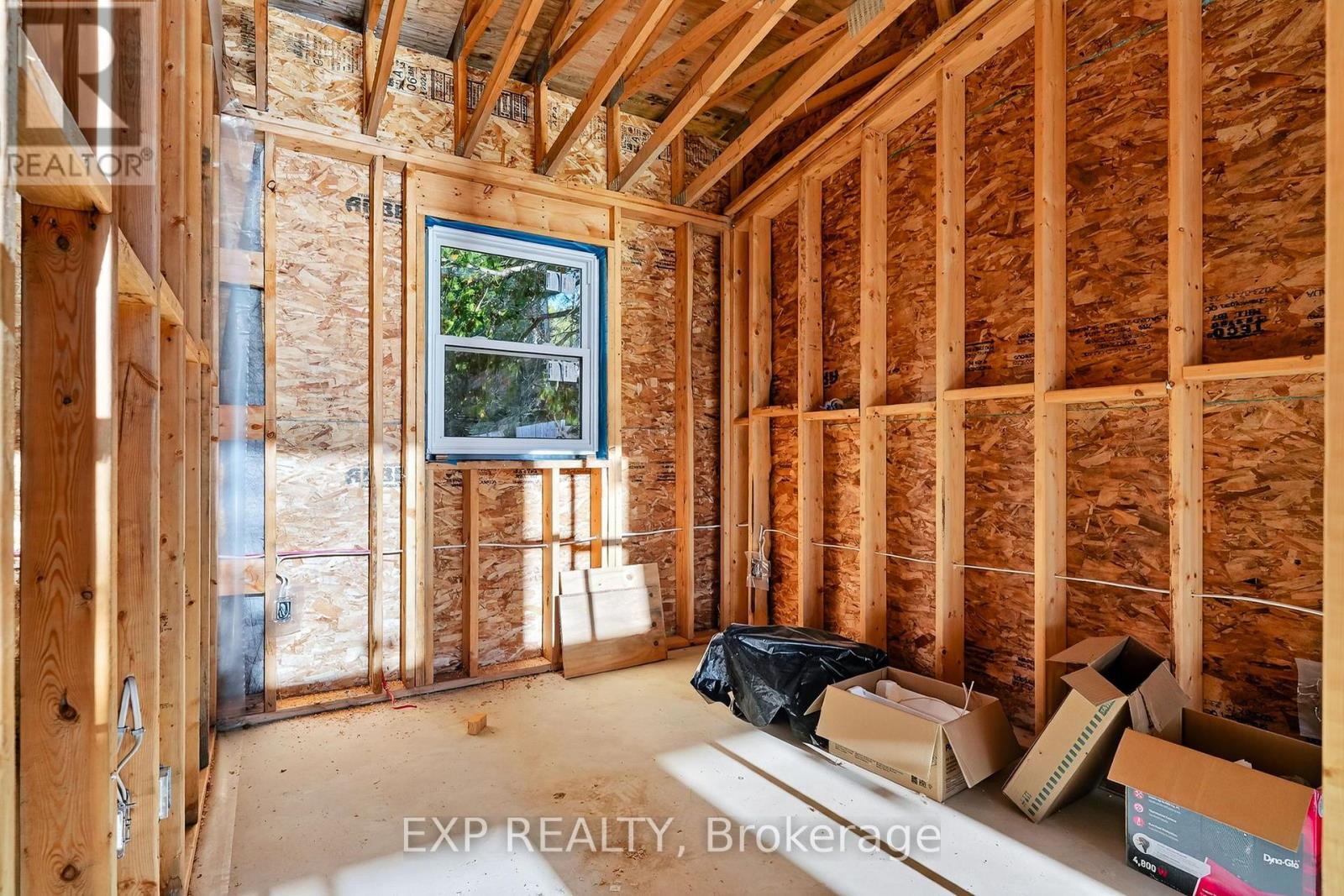 194 South Road Property Photo 17