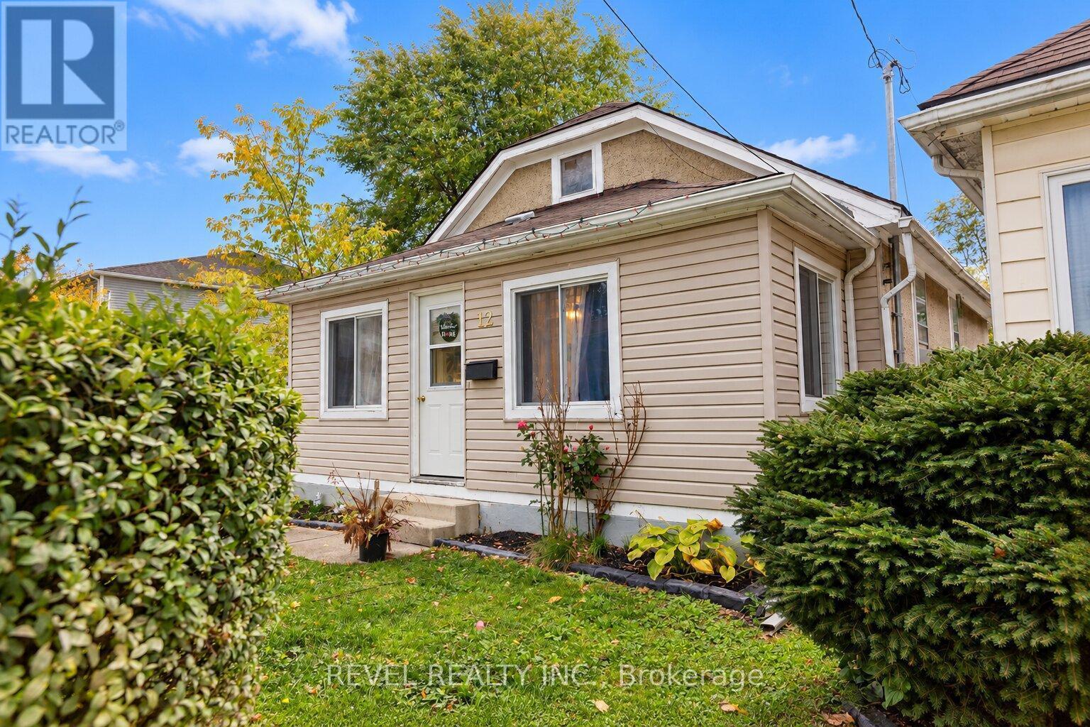 12 Merigold Street Property Photo 3
