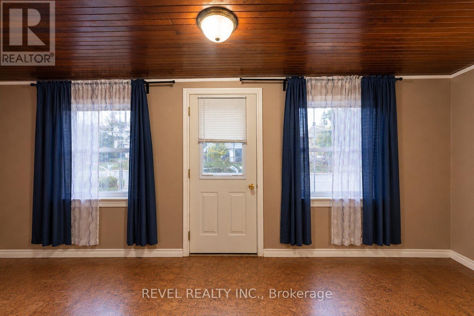 12 Merigold Street Property Photo 4