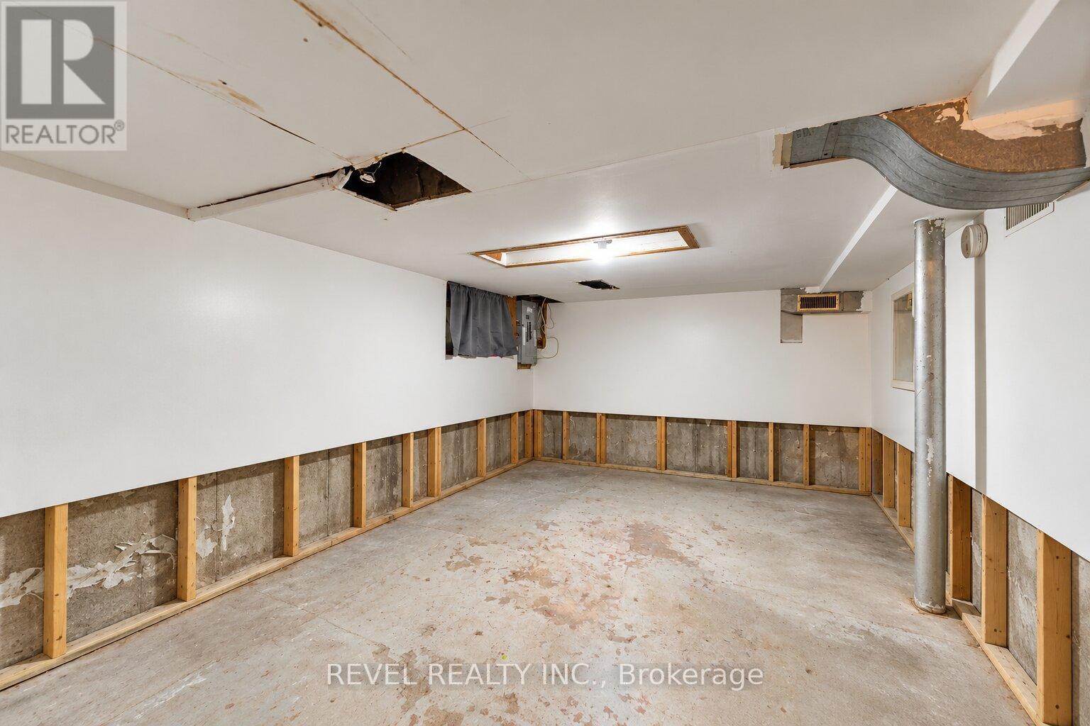 12 Merigold Street Property Photo 18