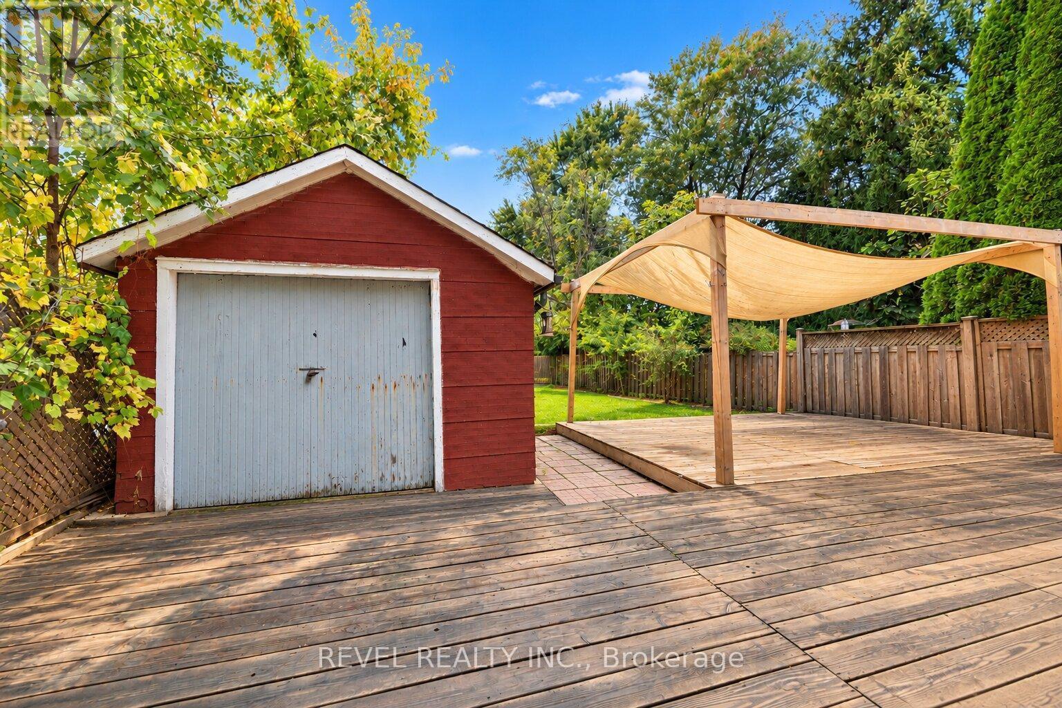 12 Merigold Street Property Photo 21
