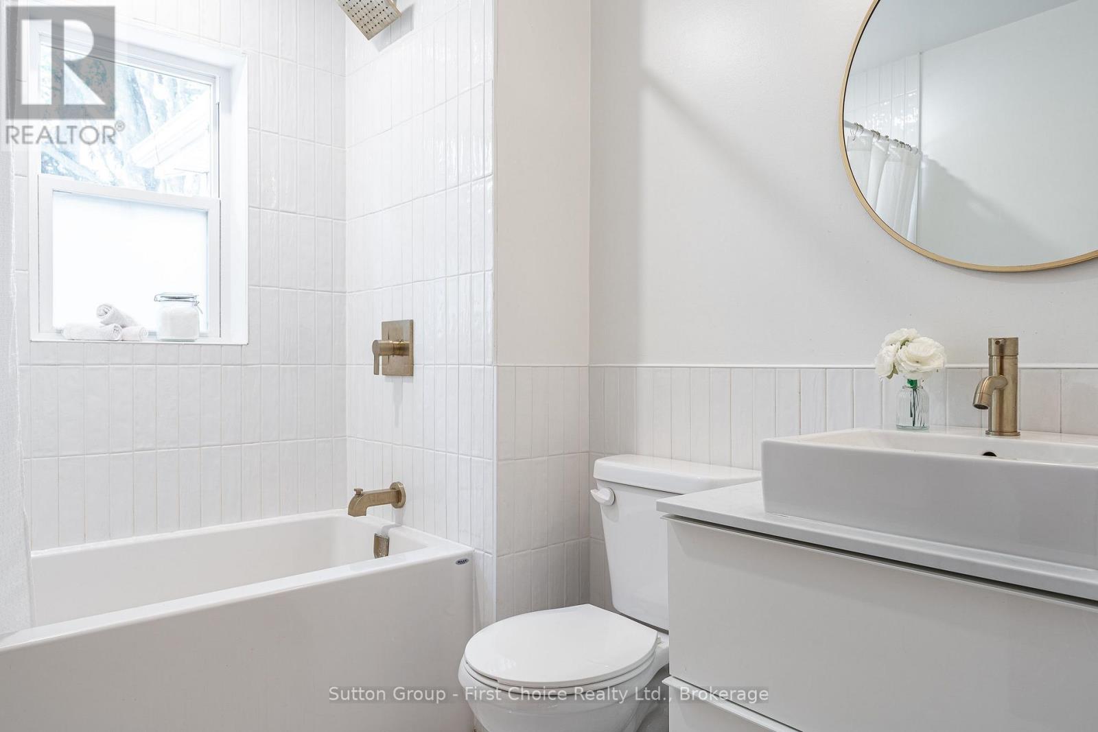 226 Birmingham Street Property Photo 22