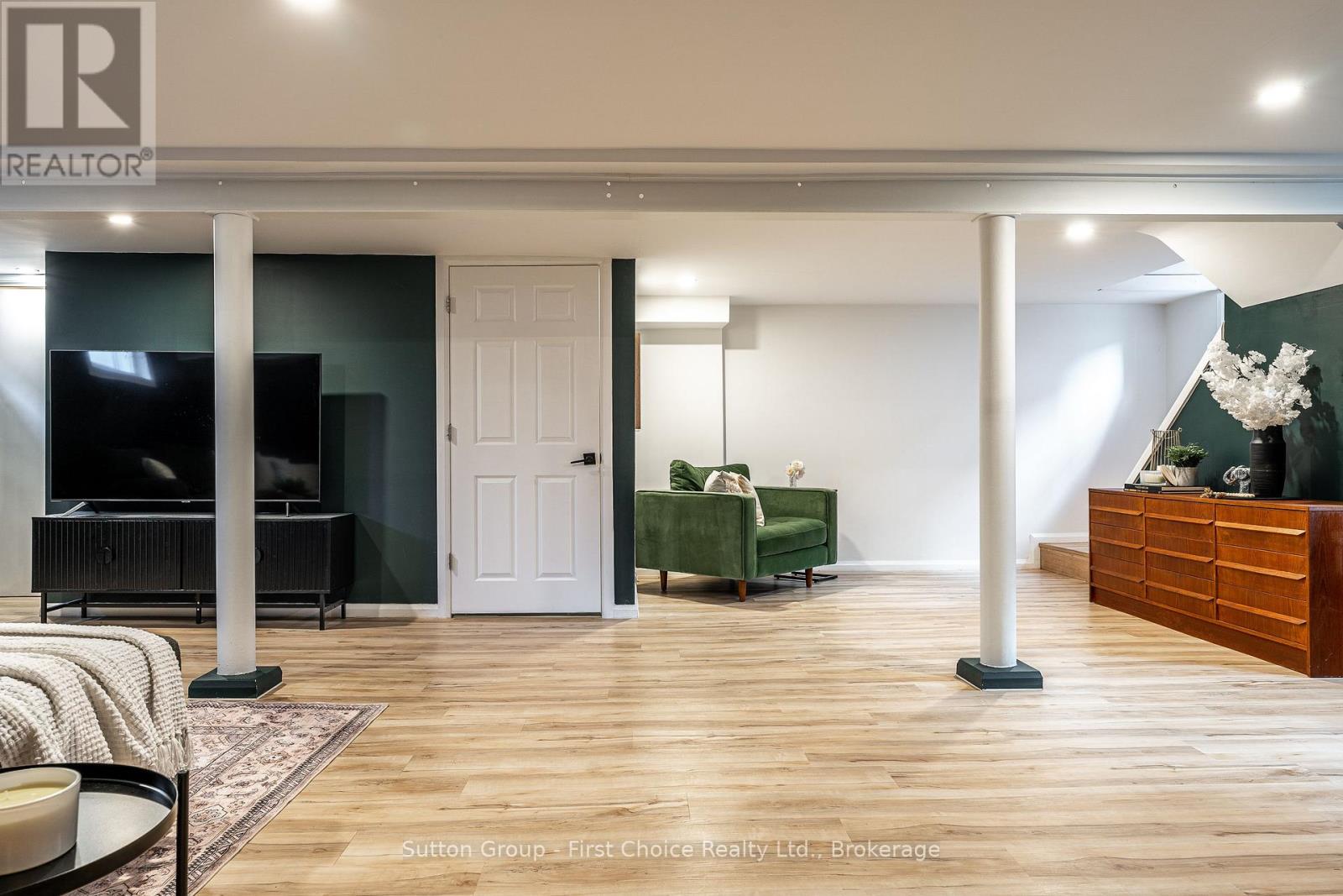 226 Birmingham Street Property Photo 40