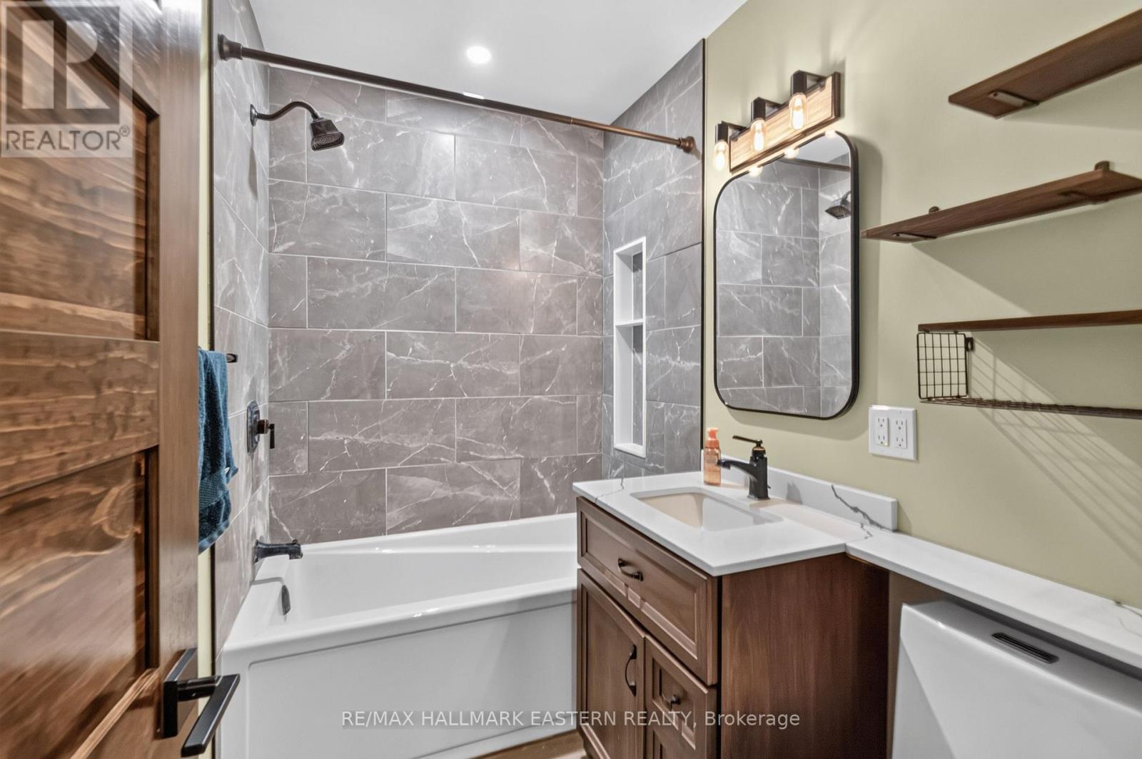 3743 Dummer Asphodel Road Property Photo 37