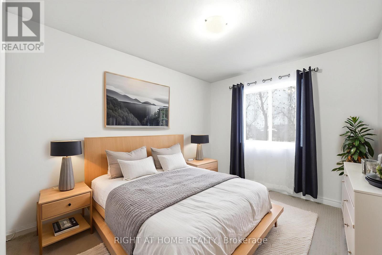 32 Rolling Lane Property Photo 31