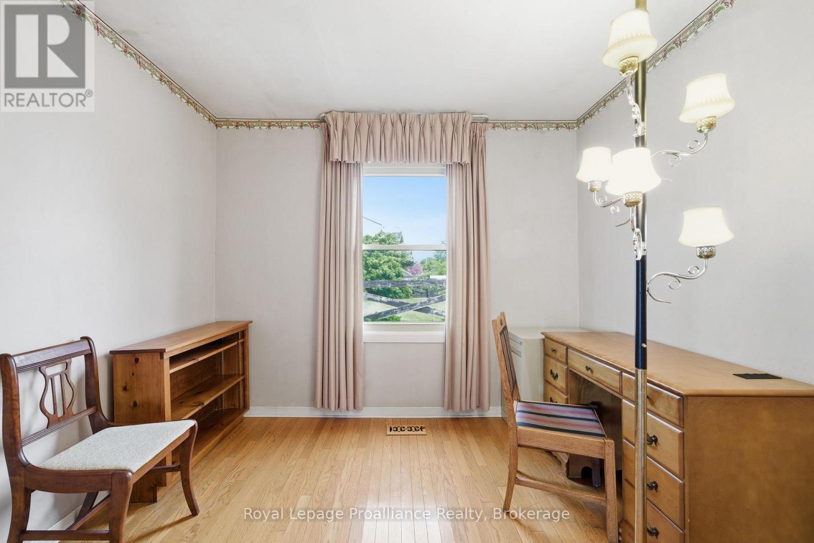 478 Monk Street Property Photo 19