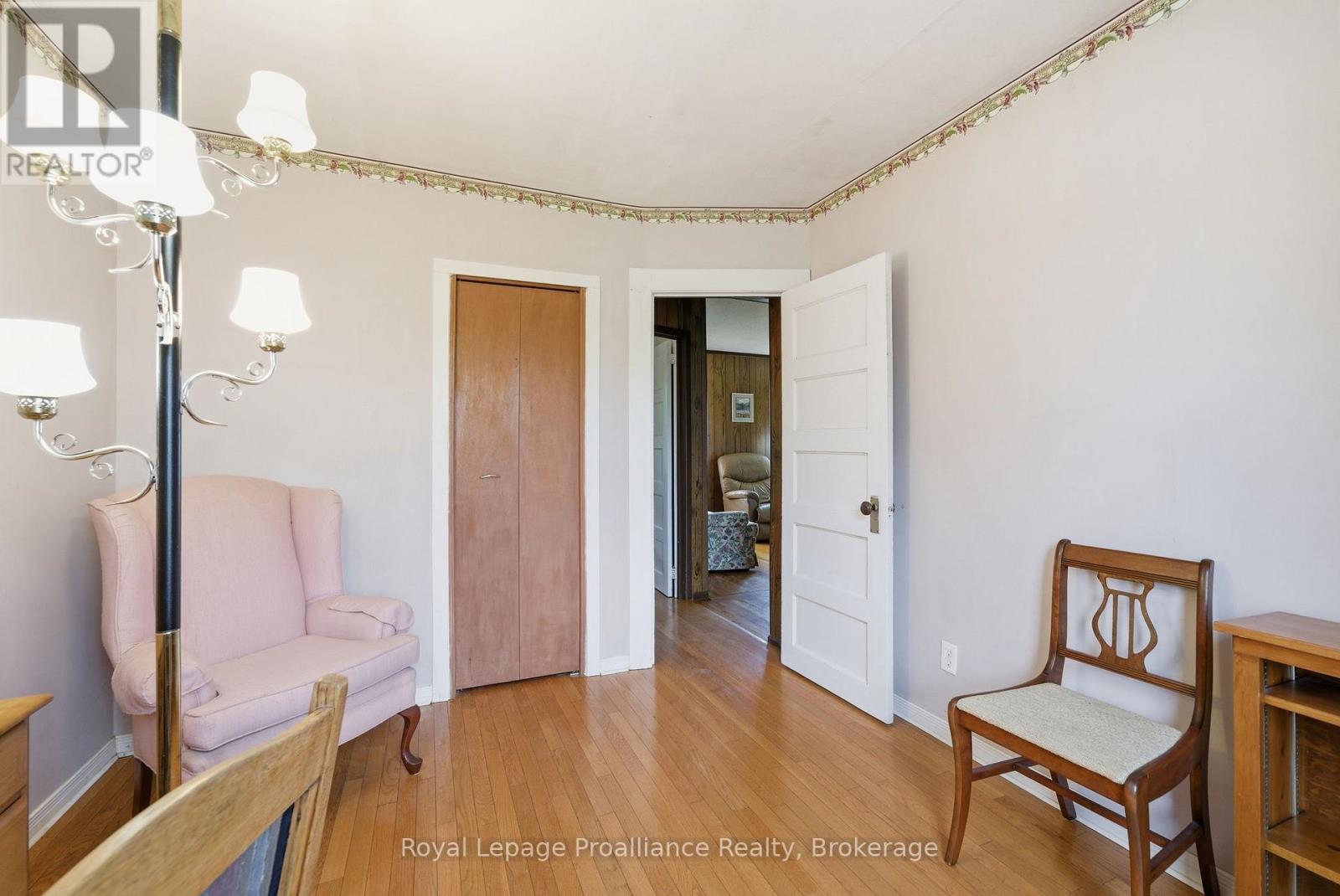 478 Monk Street Property Photo 20