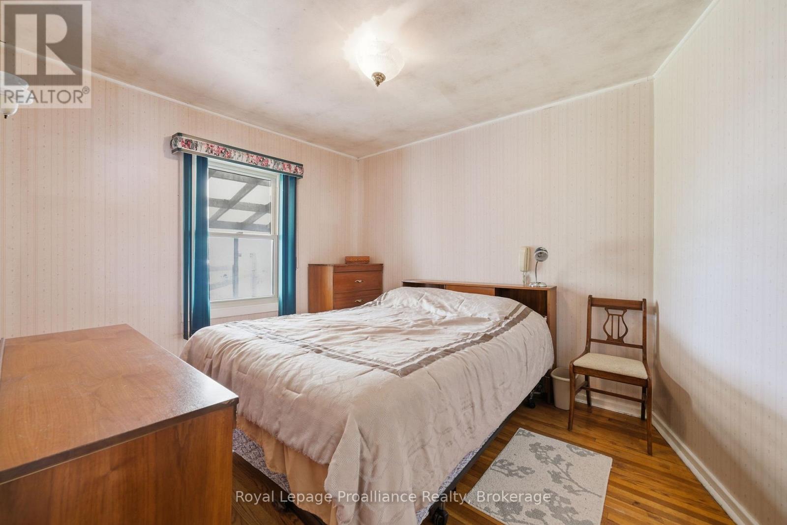 478 Monk Street Property Photo 24