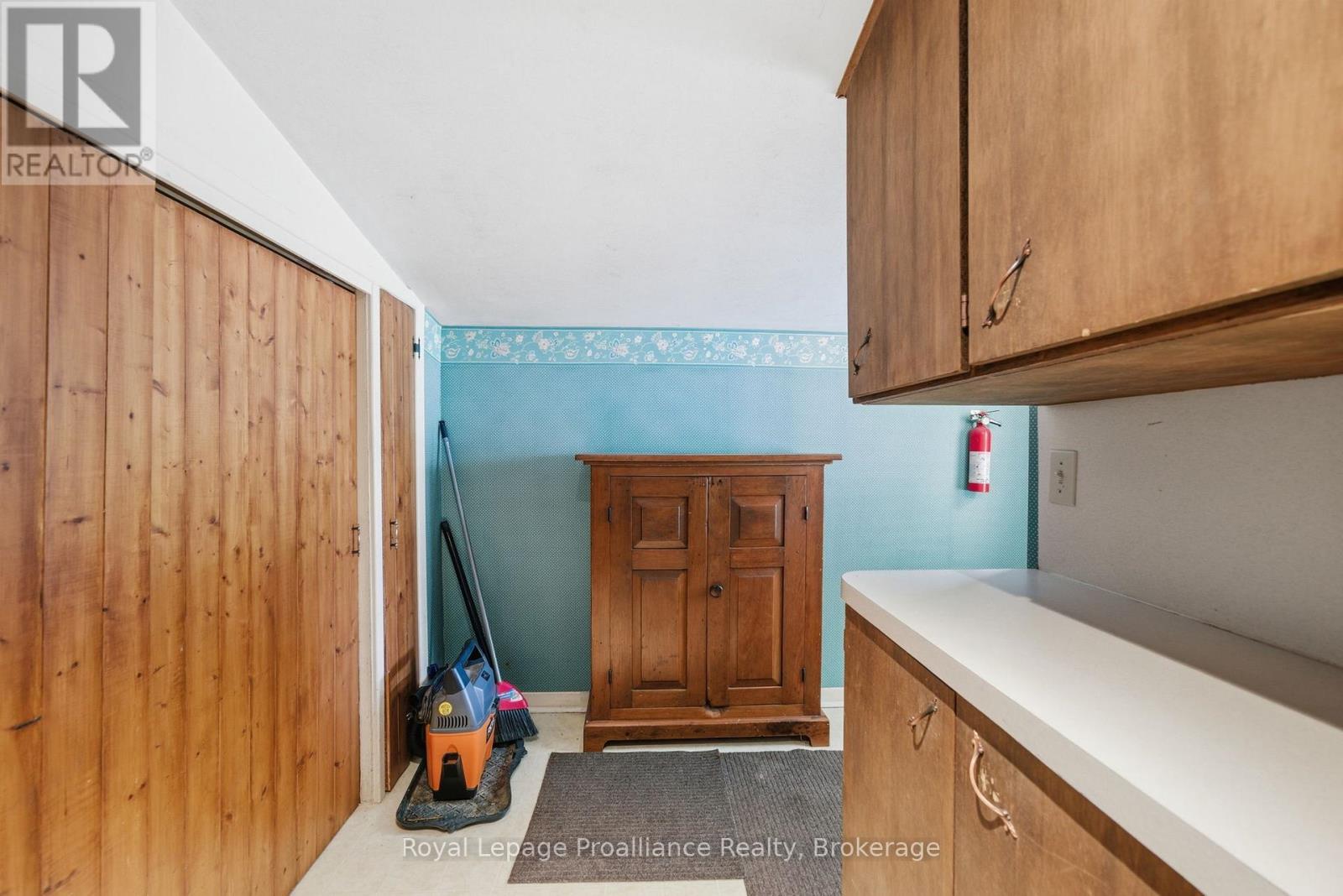 478 Monk Street Property Photo 30