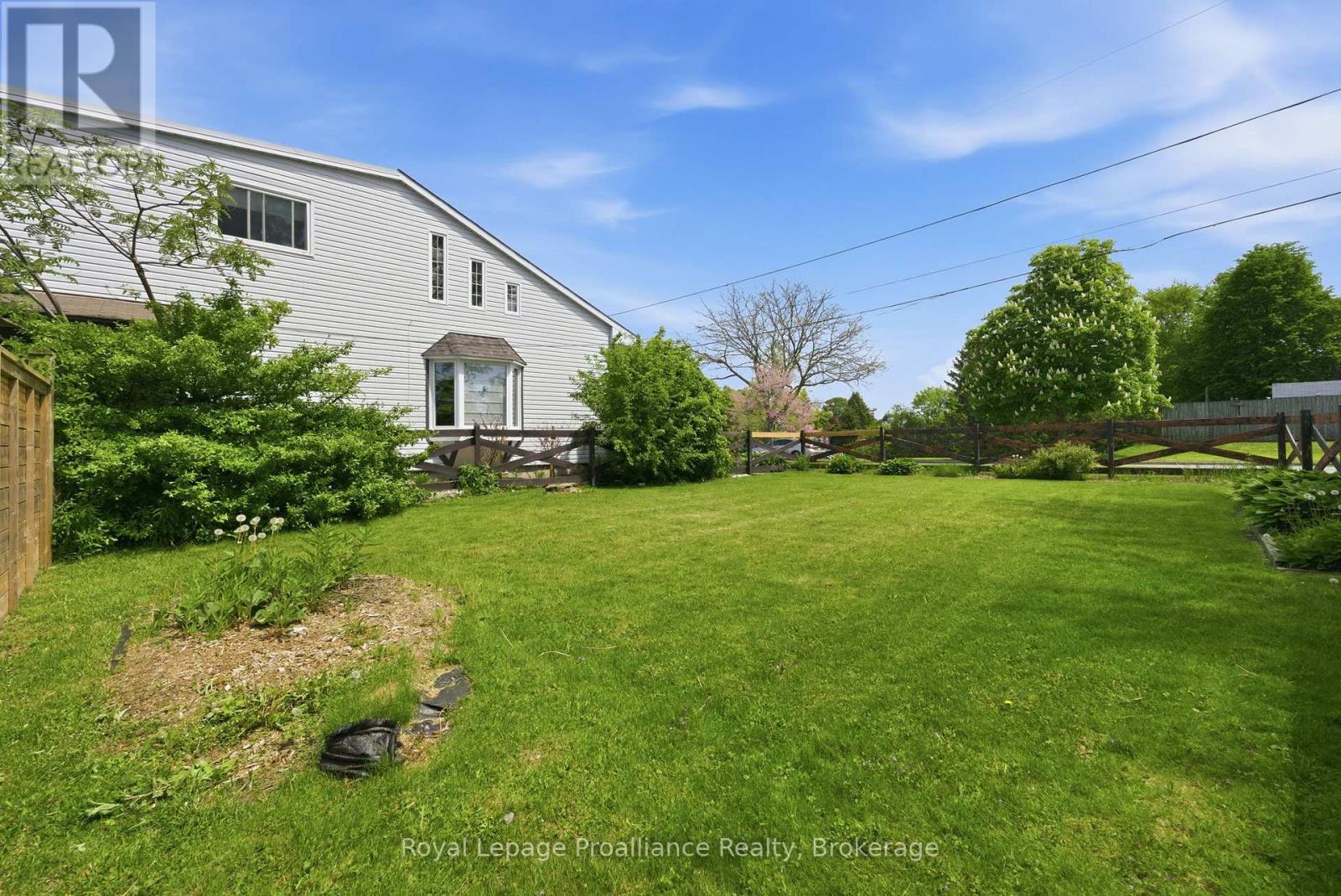478 Monk Street Property Photo 32