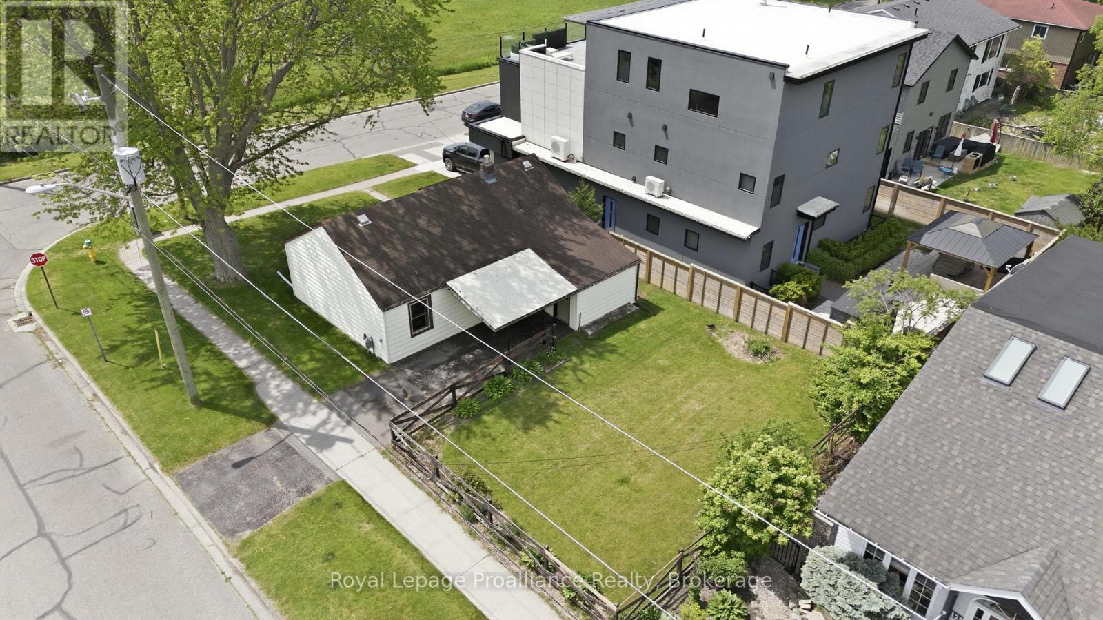 478 Monk Street Property Photo 34