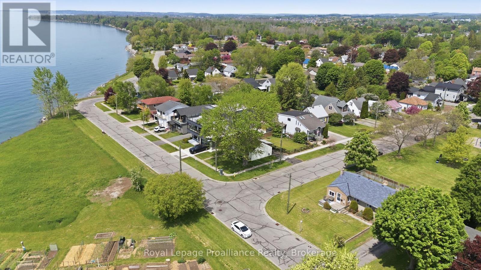 478 Monk Street Property Photo 39