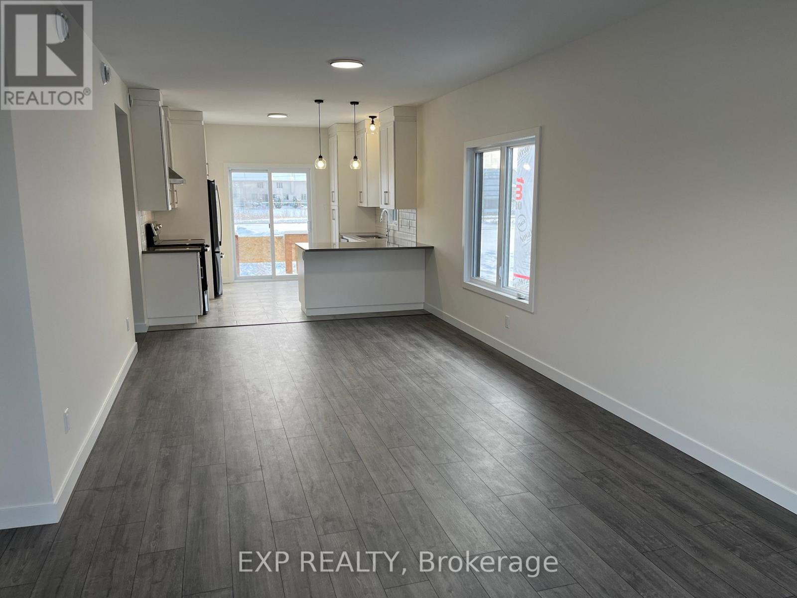 237 Cypress Street Property Photo 5